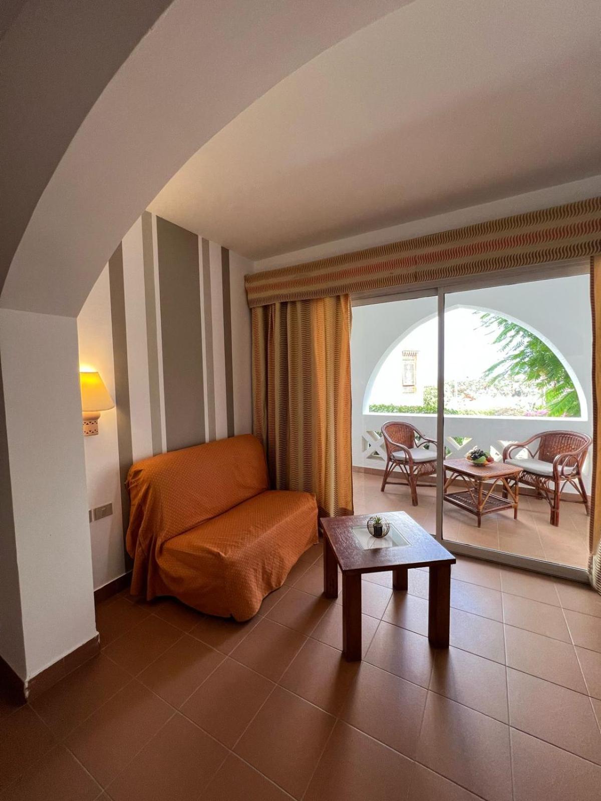 Hotel Domina Coral Bay Oasis Sharm el Sheikh Esterno foto
